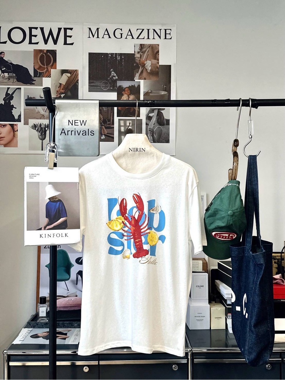White Graphic Lobster Print Men’s T-Shirt